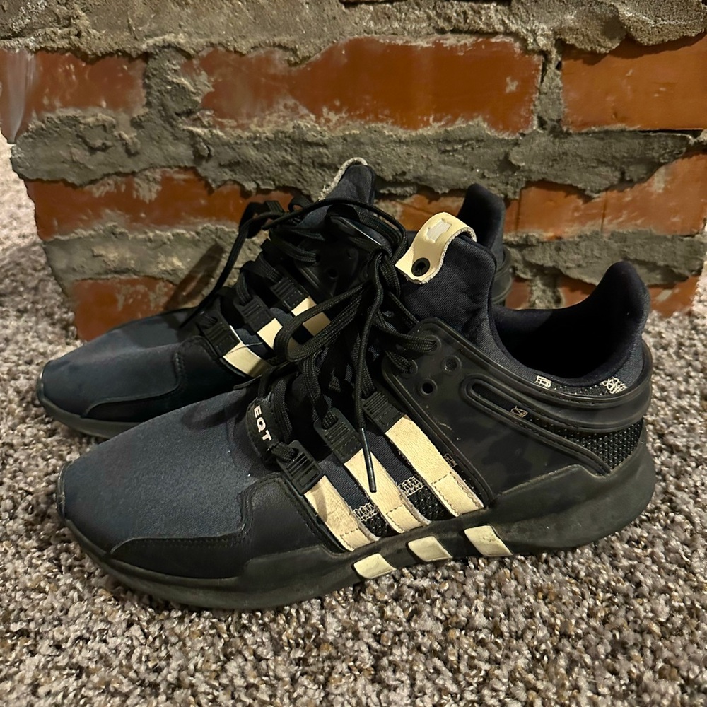 adidas EQT Support ADV
Undefeated sneaker